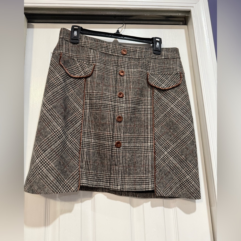 Fall skirt